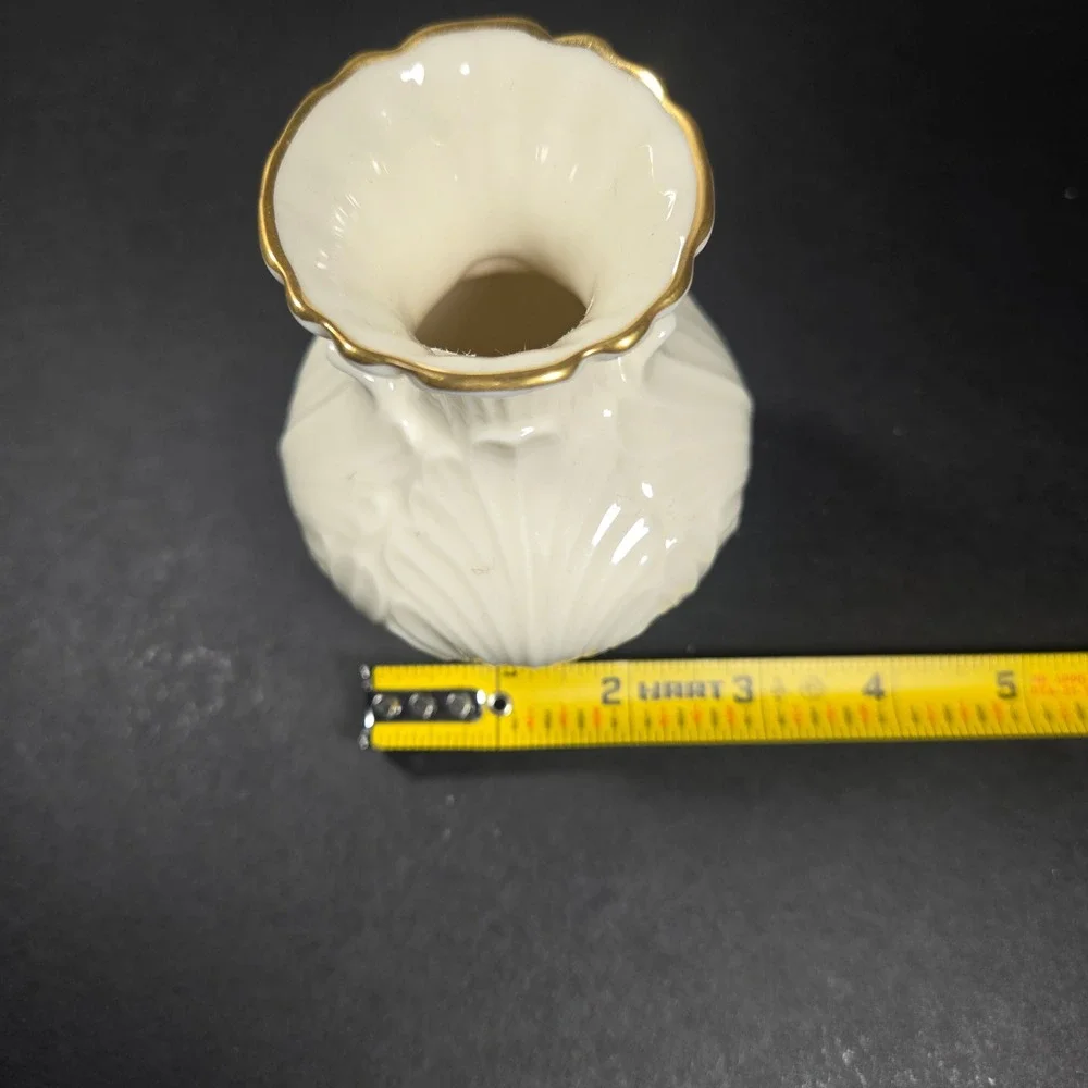 Lenox Elfin Bud Vase Small Ivory Leaf Cream with Gold Trim Porcelain Made in USA